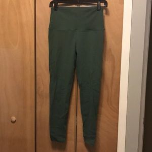 Born Primitive Leggings Size Large 34" Inseam